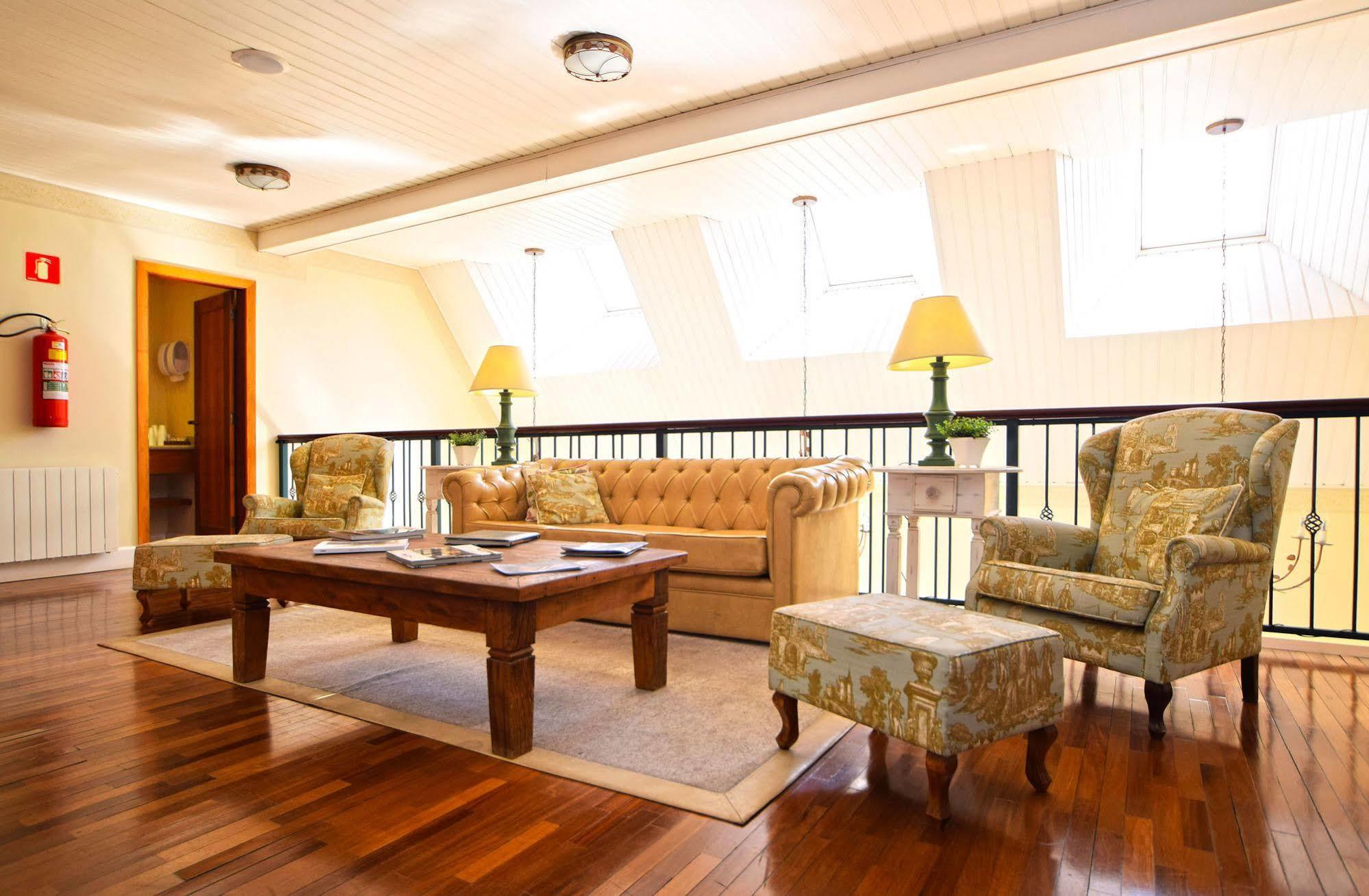 Hotel Saha Campos à Campos do Jordão Extérieur photo
